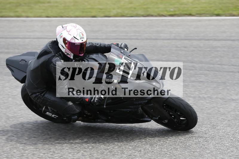 /25 10.06.2025 MaxRacing ADR/Gruppe gruen/124